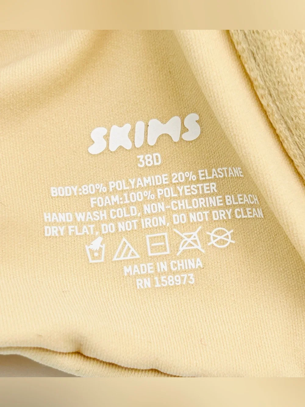 SKIMS Fits Everybody T-Shirt Bra size 38D New Sand Underwire Nude Seamless - Picture 4 of 8